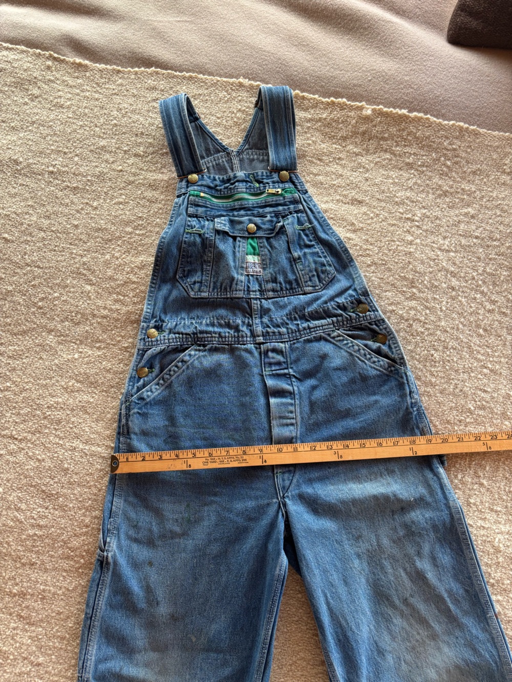 Vintage Distressed Liberty Bibs - Picture 9 of 10